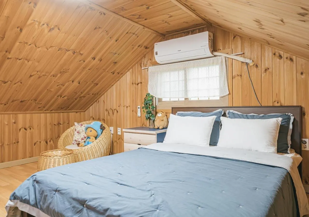 Jeju Haepoomdal Pension 0*,  韓国