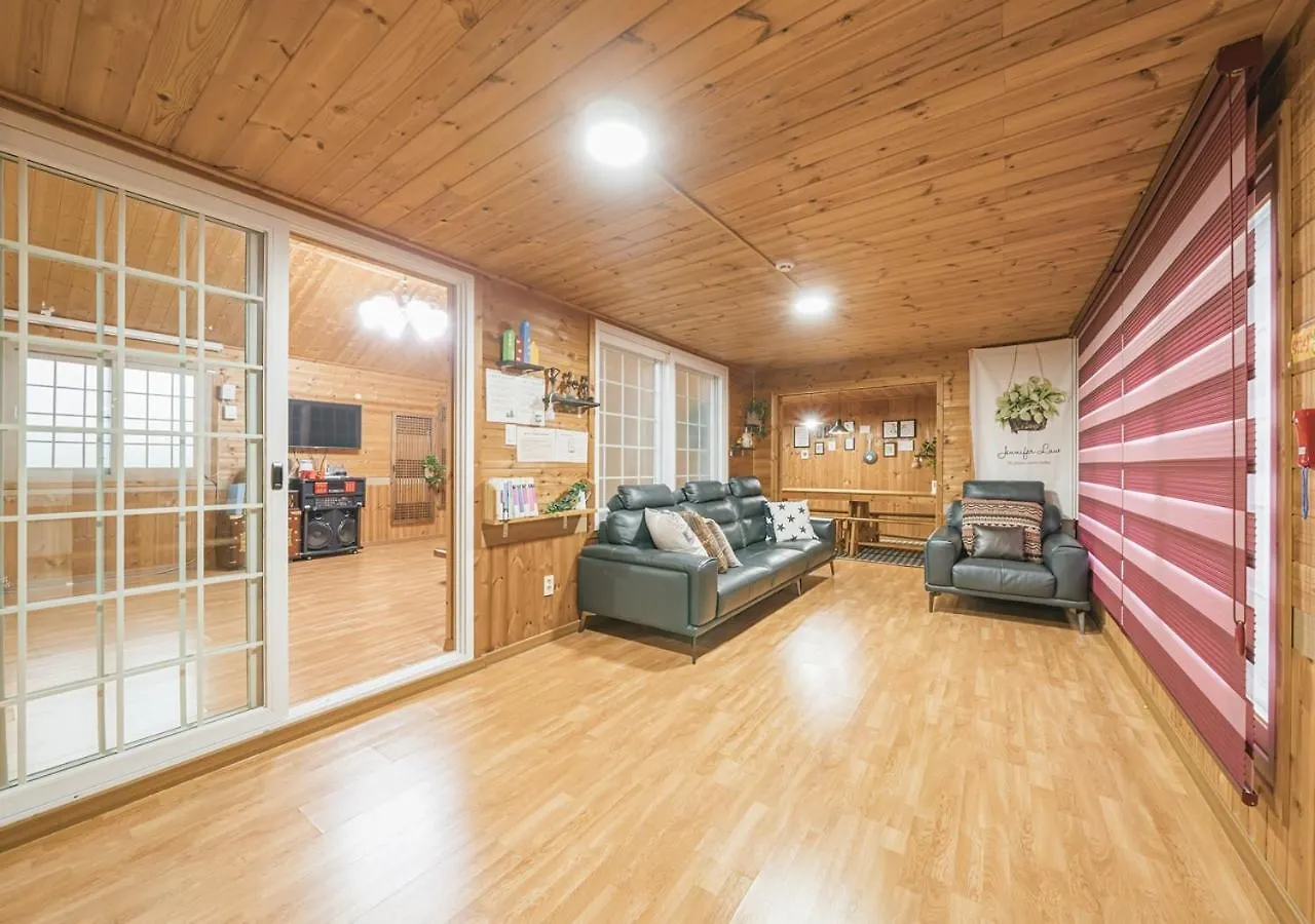 Дом отдыха Jeju Haepoomdal Pension